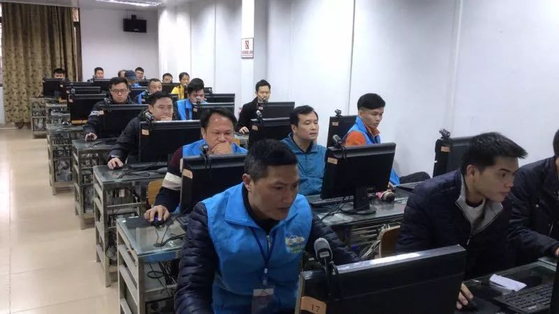 萬順叫車-本地司機熟人熟路