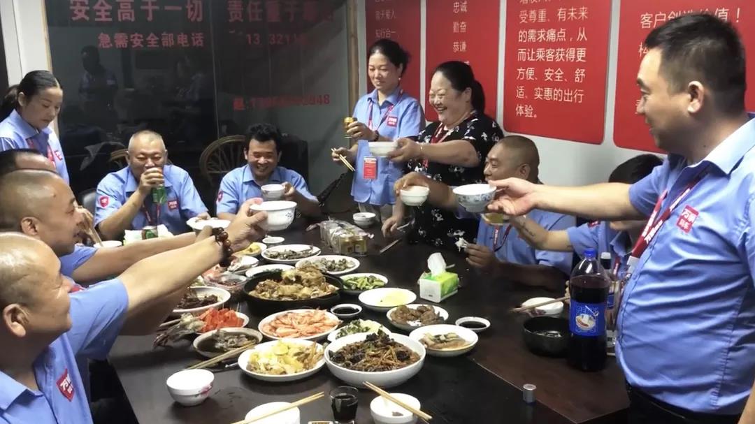 萬順叫車-本地司機熟人熟路