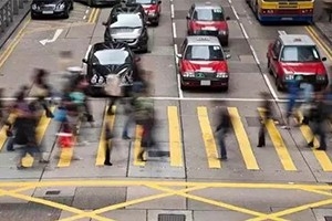 車(chē)輛右轉(zhuǎn)彎時(shí)不注意這些！兩本駕照都不夠扣，老司機(jī)都會(huì)犯錯(cuò)！