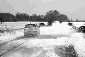 天冷用車的4大注意事項(xiàng)，很多人都沒(méi)做對(duì)，不僅毀車還危險(xiǎn)