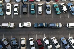 春運(yùn)夜間，網(wǎng)約車可在北京西站免費(fèi)停車